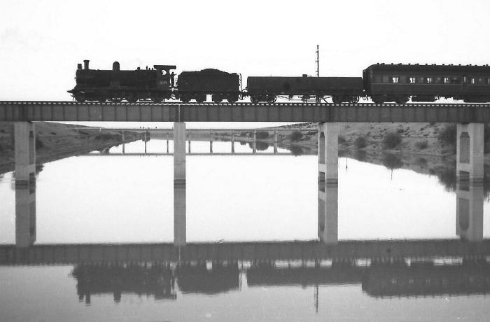 3249 on Menindee lake inlet channel bridge